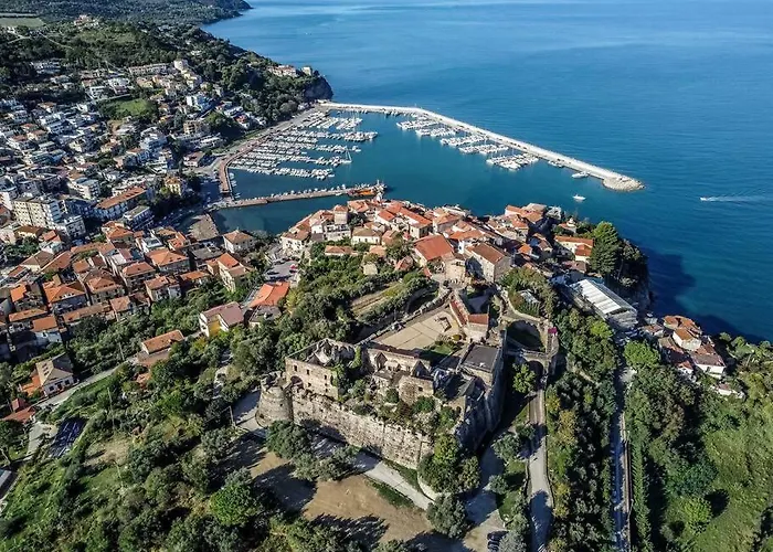 Elegante Tra Mare E Storia Paestum